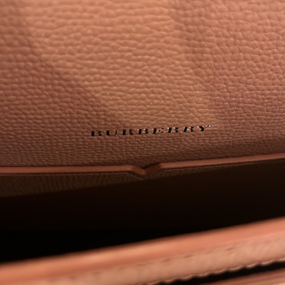 Burberry cross body bag w/orig dust bag - Picture 2 of 5